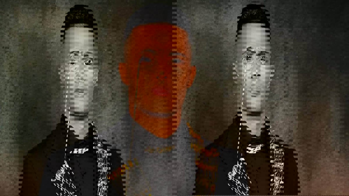 "فاكر نفسه عبدالحليم حافظ".. باسم مغنية يهاجم محمد رمضان