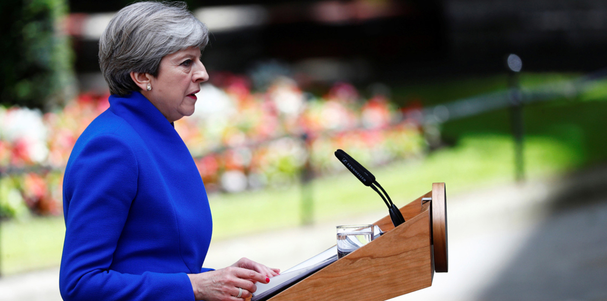 وسط "تسمم" دبلوماسي مع روسيا.. ماي تلقي خطابًا أمام الحزب المحافظ