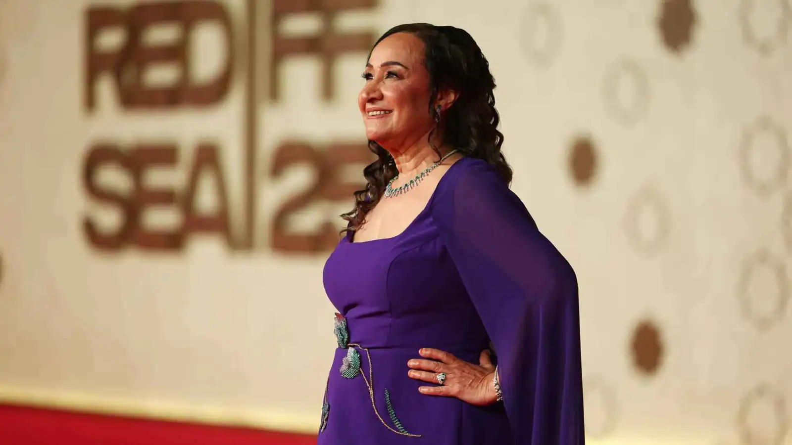 خيرية نظمي: حياتي بدأت بعد الخمسين بسبب "هجرة"