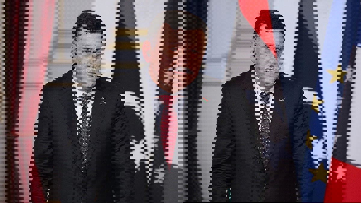 فرنسا ترفض اتهامات حكومة السراج لها بدعم حفتر