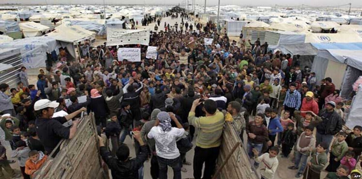 أول طائرة تقل لاجئين سوريين تصل كندا اليوم