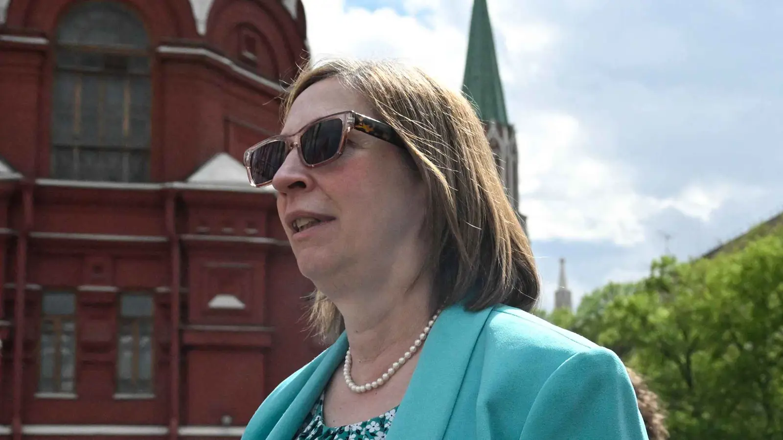 عُيّنت في عهد بايدن.. سفيرة أمريكا لدى موسكو تغادر منصبها