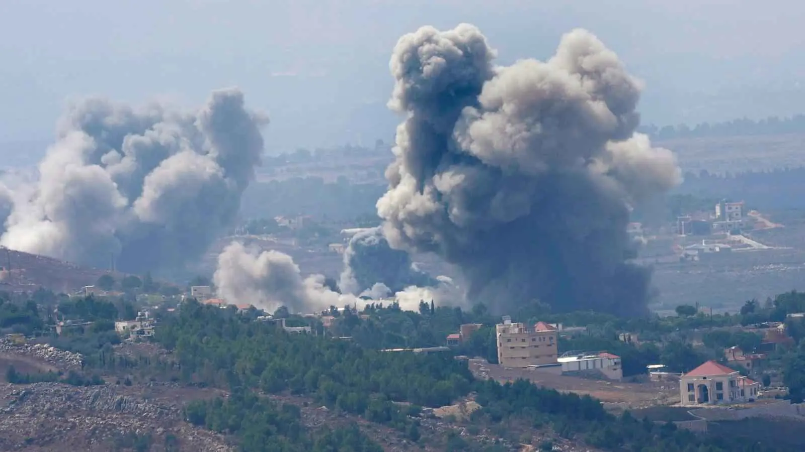 غارات إسرائيلية على منطقة نهر الليطاني