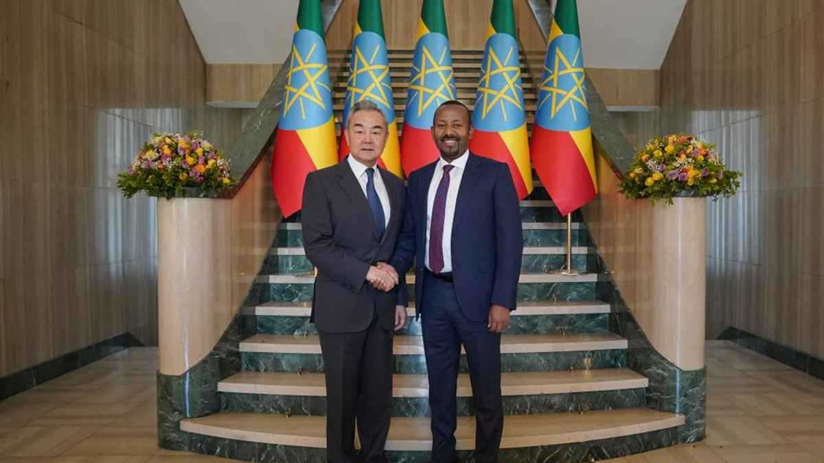 زيارة وانغ يي إلى أفريقيا 2026.. شراكة استراتيجية في عالم مضطرب