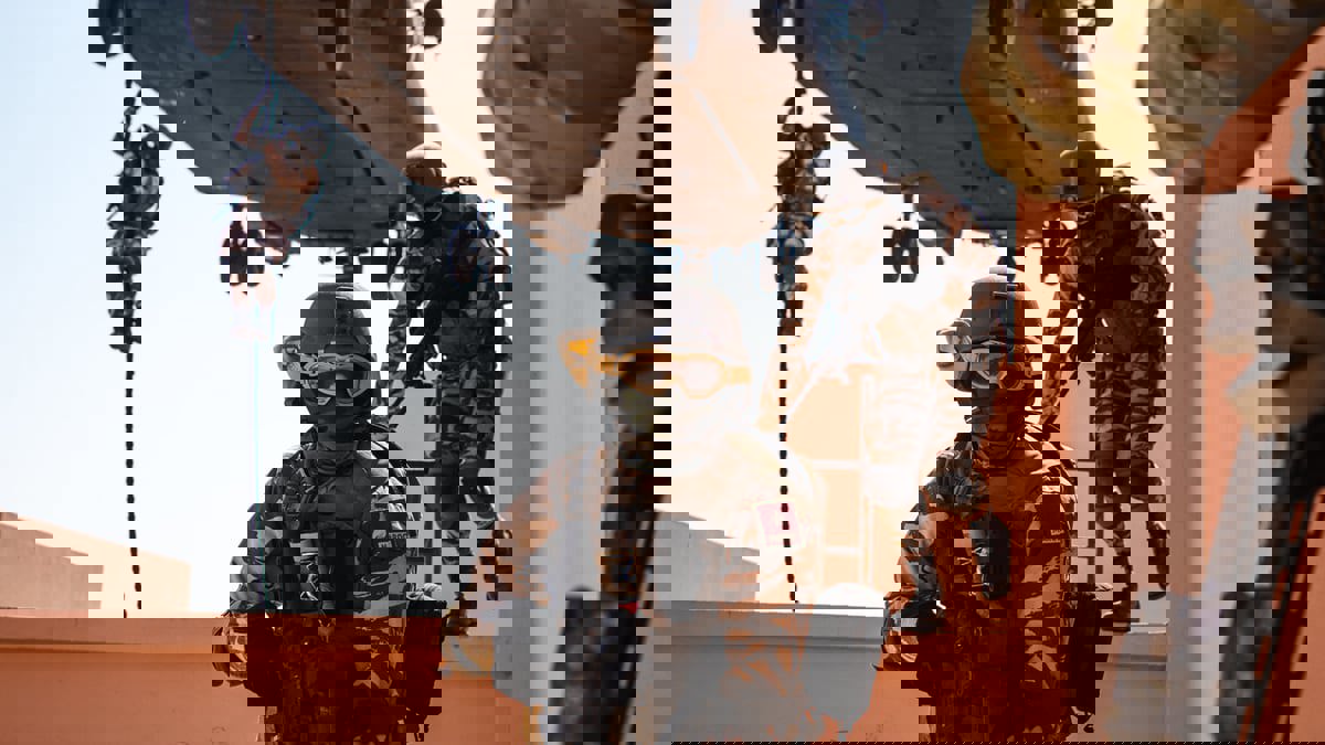 المغرب يرفع ميزانية الدفاع وينص على الصناعات الدفاعية لأول مرة‎‎