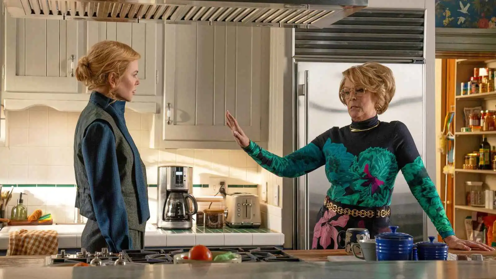 نيكول كيدمان وجيمي لي كيرتس تنقلان سلسلة "سكاربيتا" إلى الشاشة