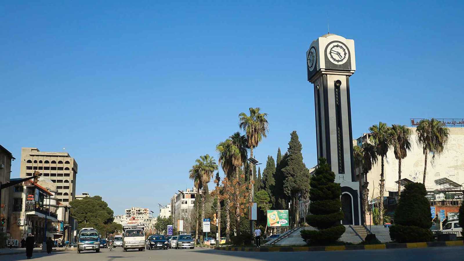 فيديو يهز حمص… معلمة تعتدي على أطفال بالضرب والإهانات