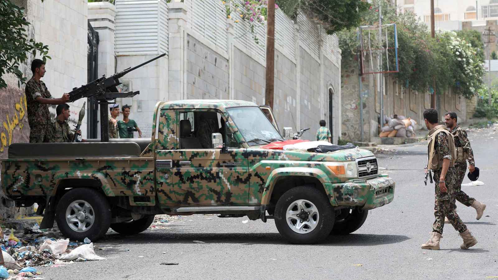 اليمن.. قتيلان و5 مصابين بسبب خلاف على "القات" (فيديو)