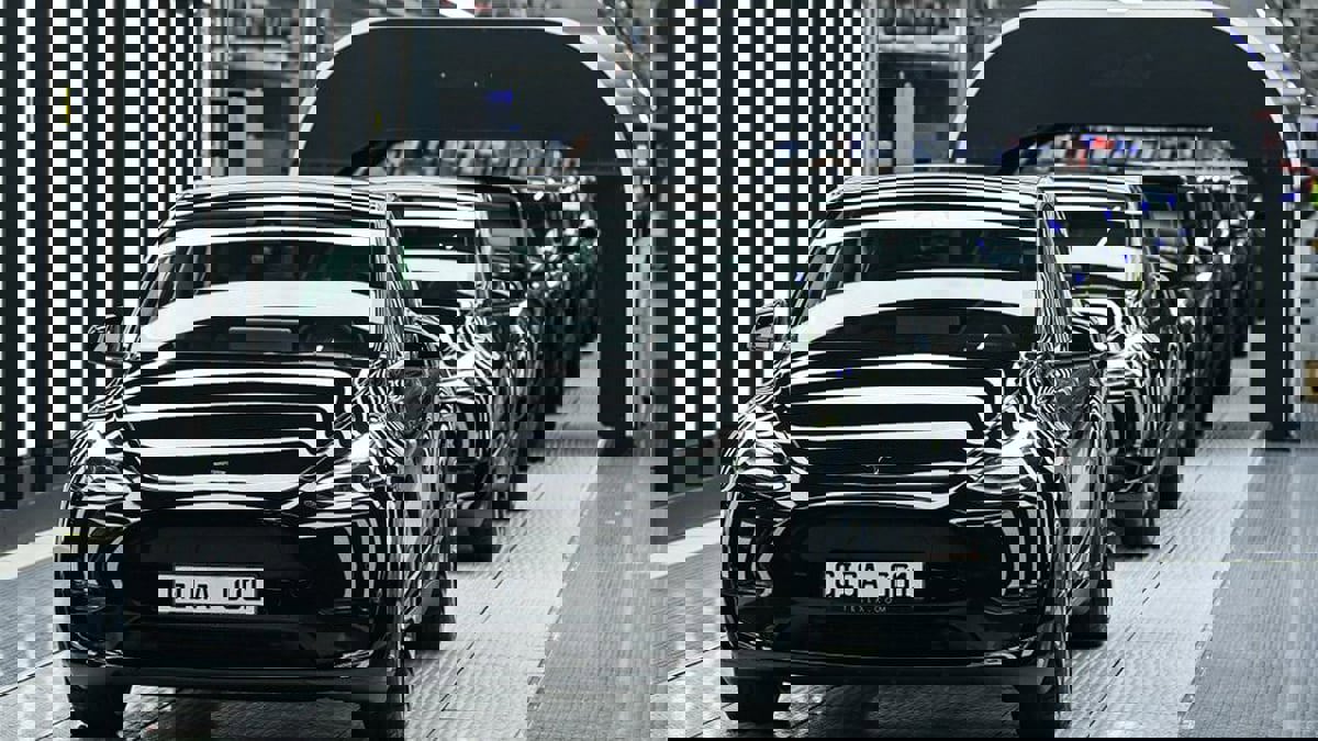 هيئة ألمانية تطالب تسلا باستدعاء 59 ألف سيارة بسبب خلل تقني