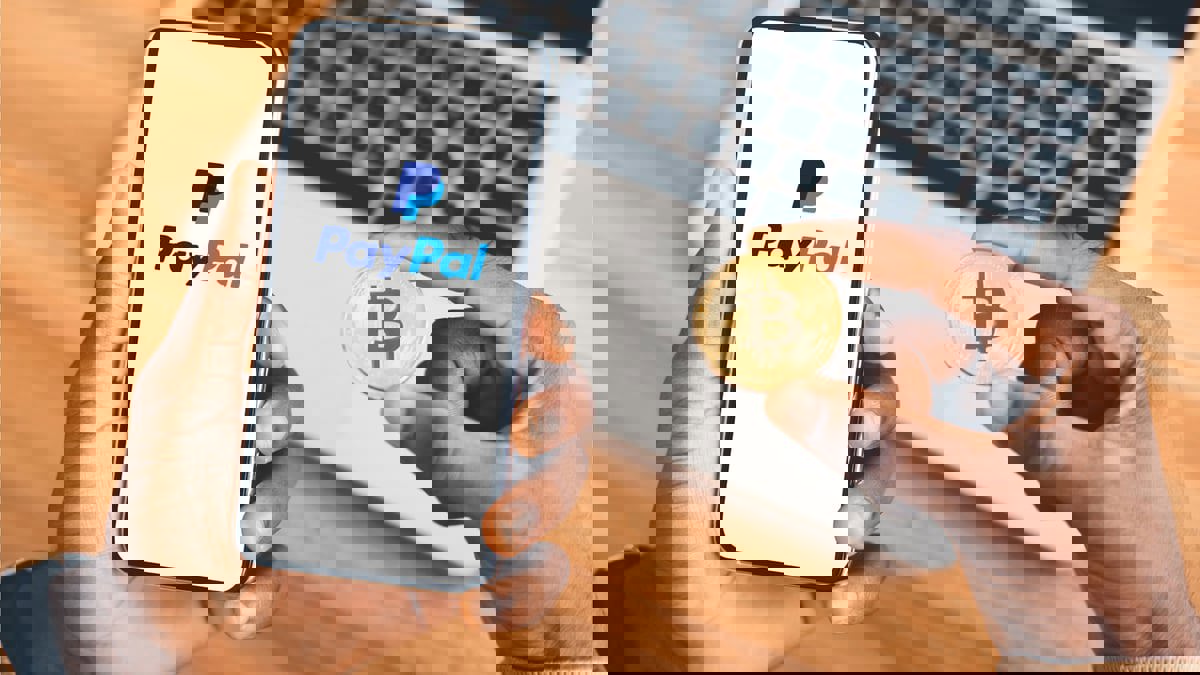 "Paypal" تسمح لعملائها في بريطانيا الاستثمار بالعملات المشفرة