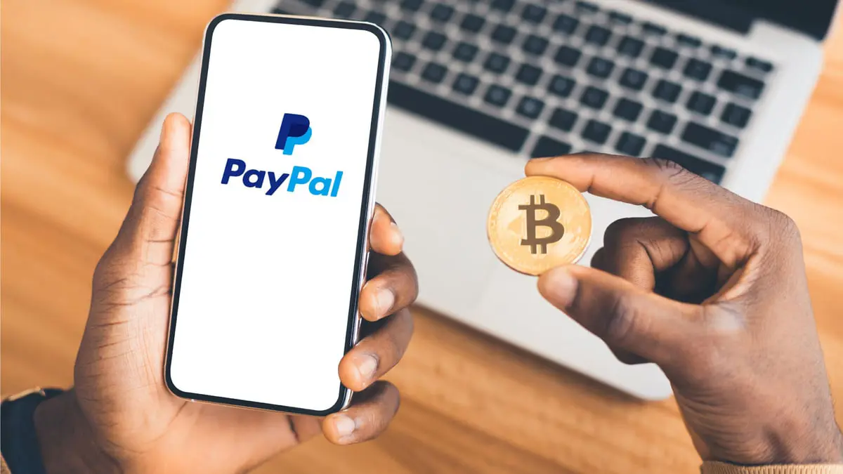 "Paypal" تسمح لعملائها في بريطانيا الاستثمار بالعملات المشفرة
