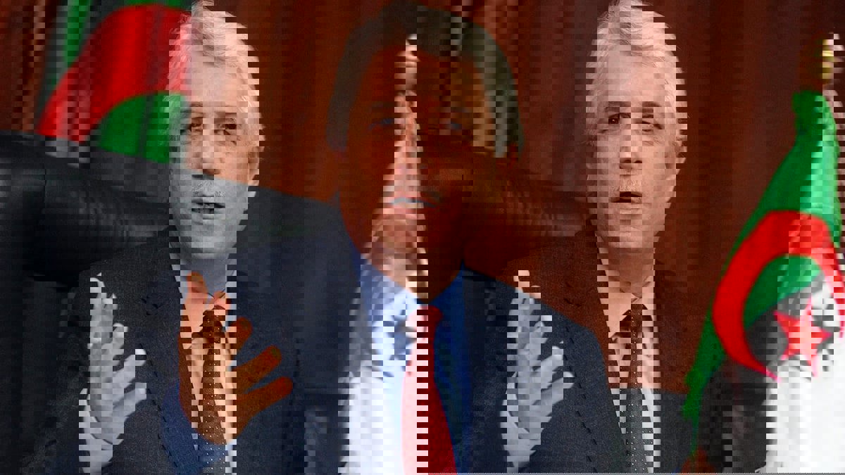 حكم بالسجن لعامين على وزير العدل الجزائري السابق الطيب لوح