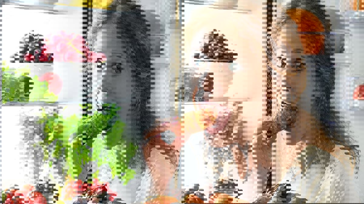 دراسة: تناول الطعام في "الوقت المناسب" يطيل العمر بنسبة 35 %