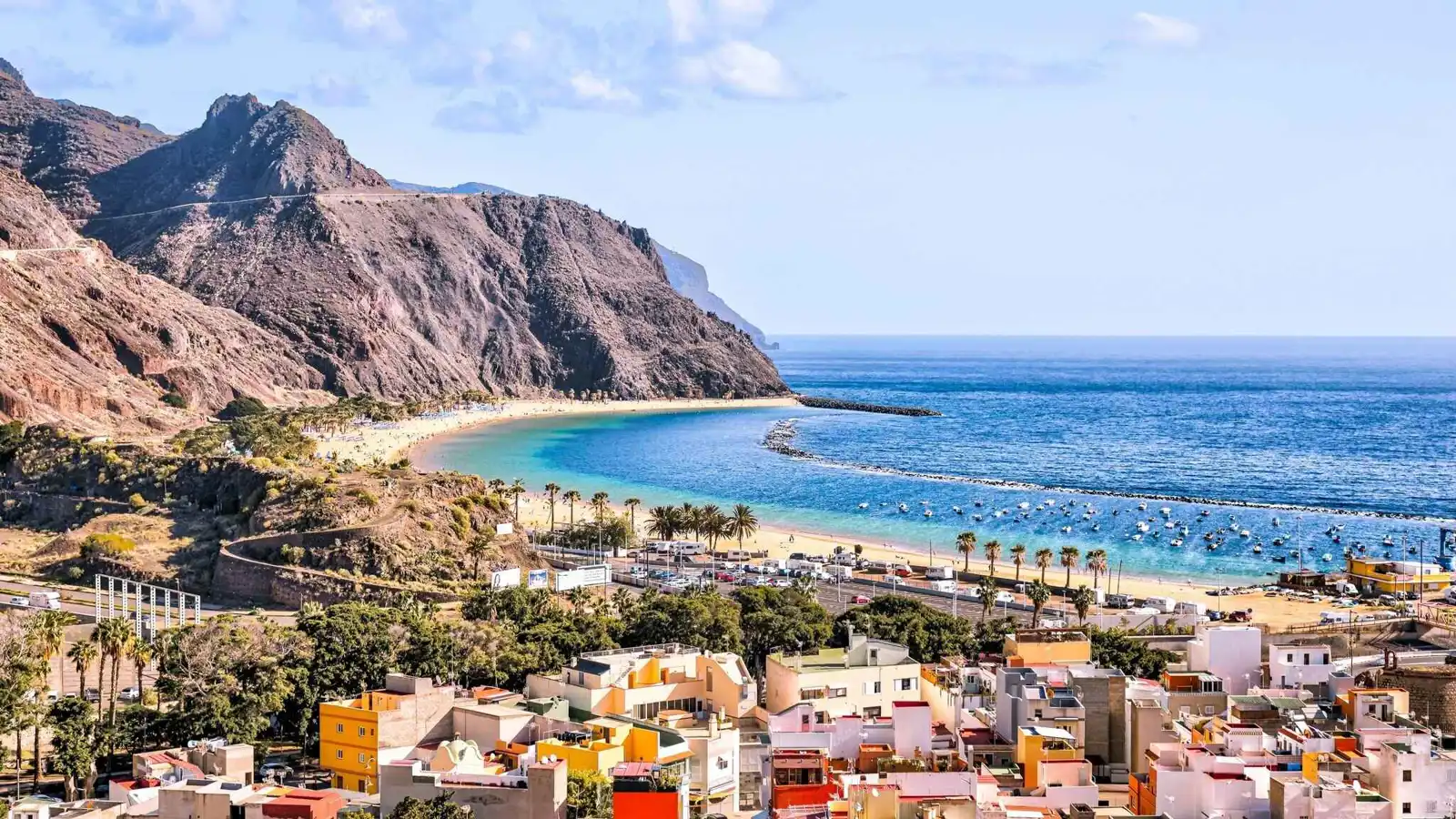 أفضل الوجهات للاستمتاع بالشمس والبحر طوال العام