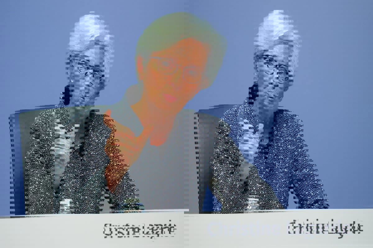 "المركزي الأوروبي" يحذر من رفع معدلات التضخم مجددًا