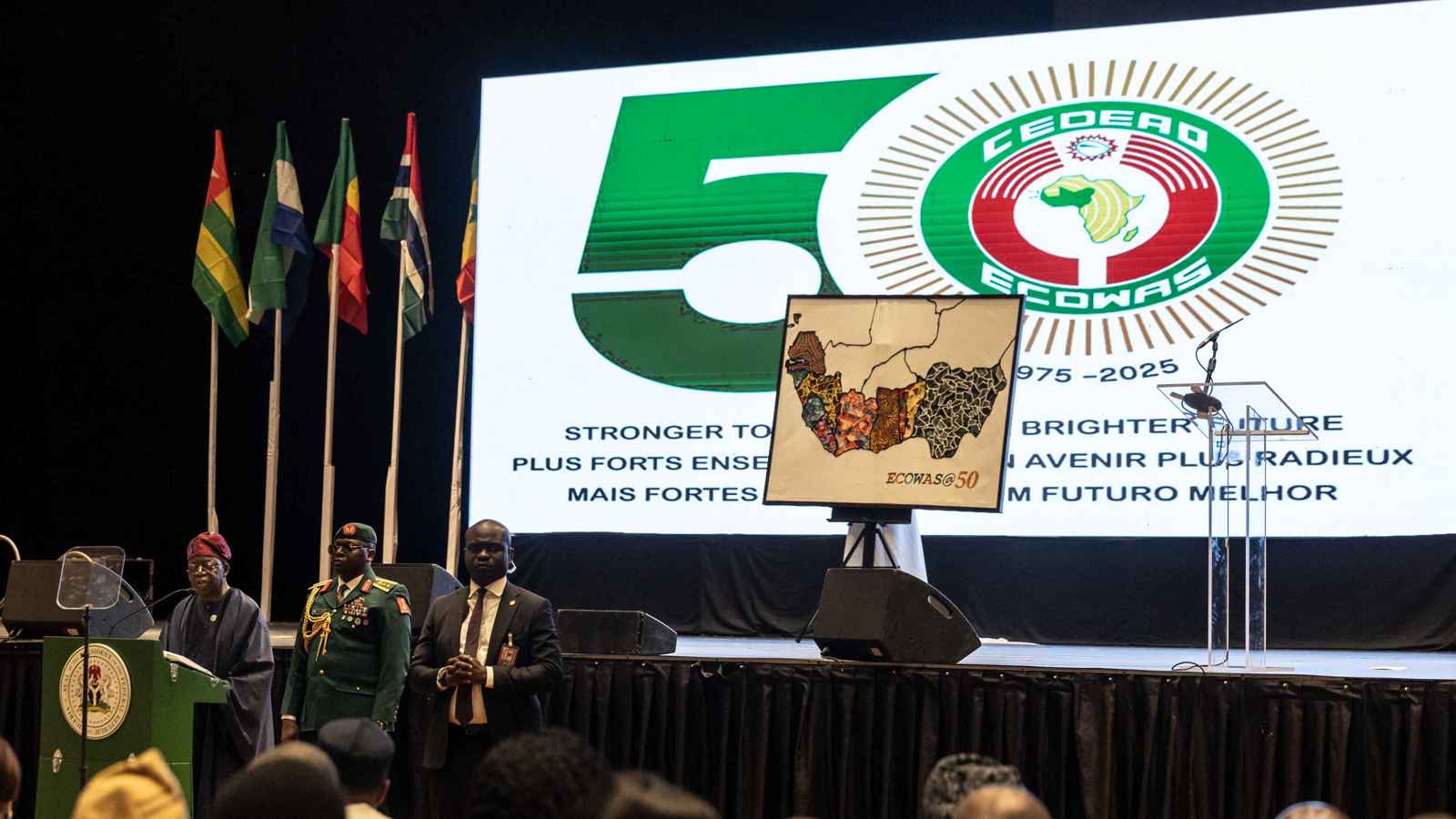 هل فقدت "إيكواس" نفوذها في غرب أفريقيا؟