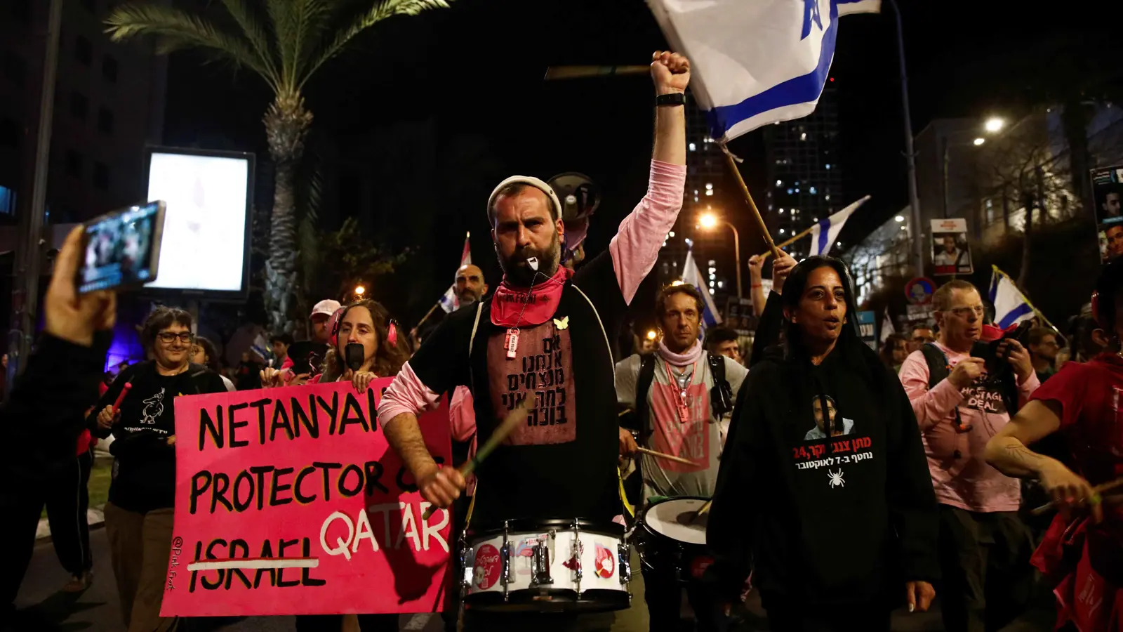 وزير سابق يتهم نتنياهو بعرقلة صفقة الأسرى