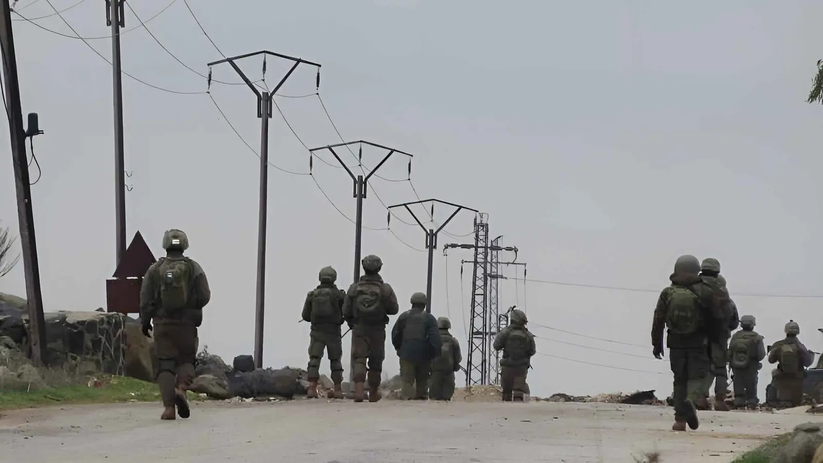 هددوا بتحرك أحادي نحو الحدود السورية.. جنود دروز يحذرون نتنياهو