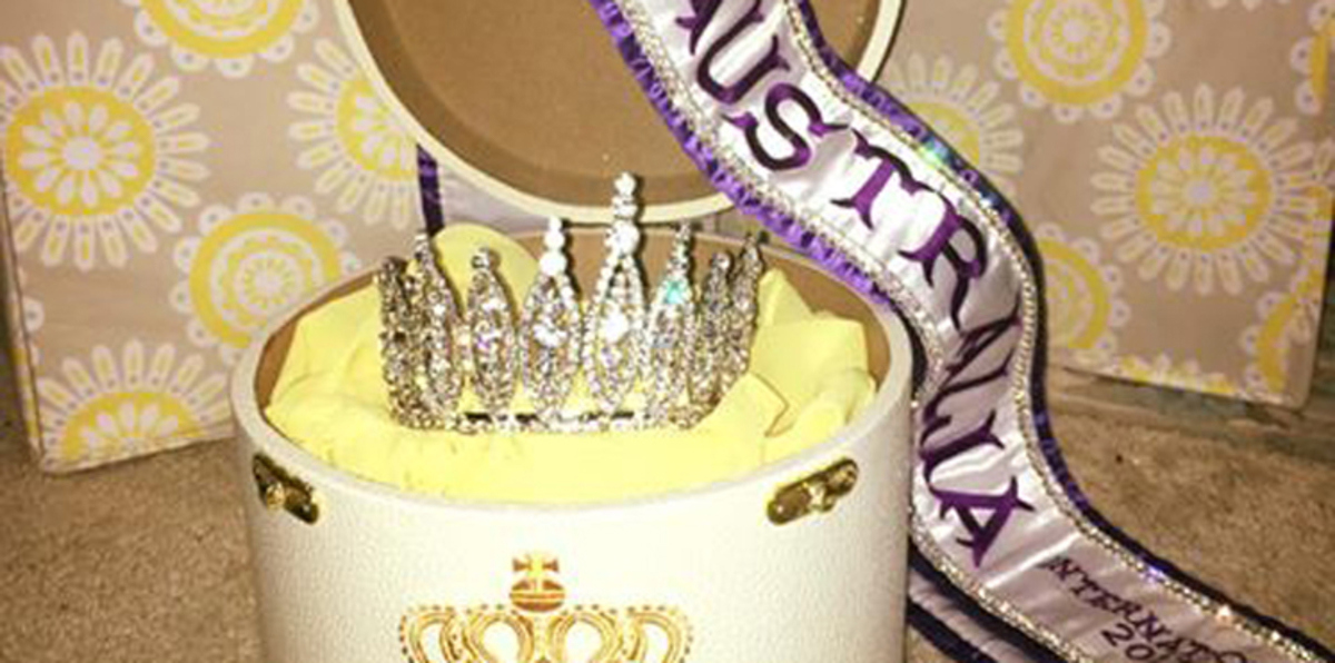 اختيار ملكة جمال استراليا "حامل وبجسد مترهل ومزارعة" ولكن فاتنة! (صور)