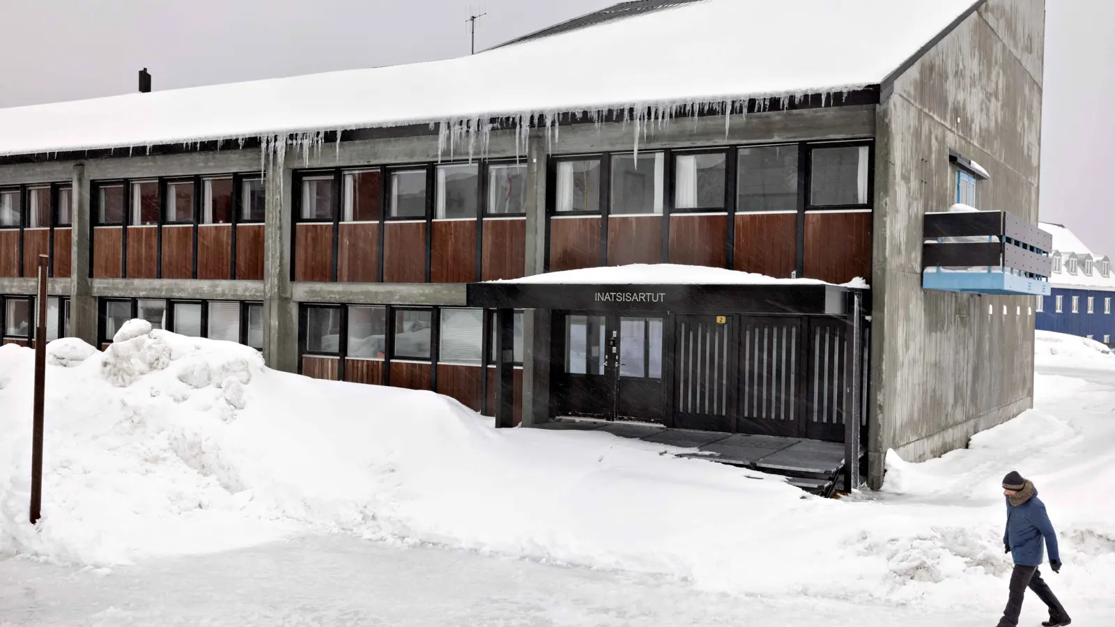 تثير أطماع ترامب.. برلماني يدعو غرينلاند لفرض رسوم على عبور السفن