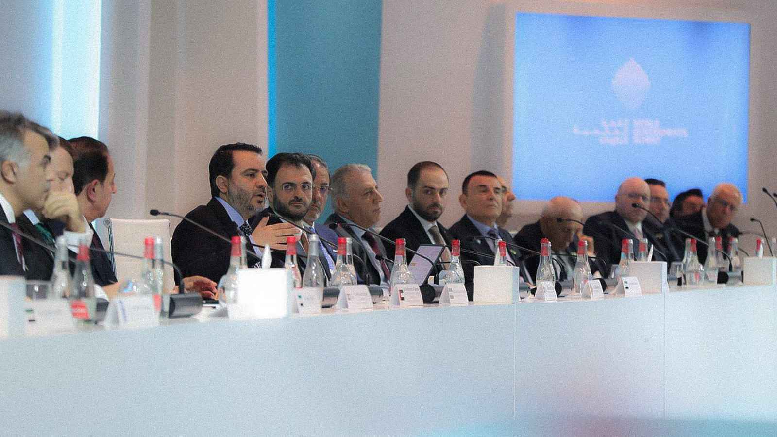 مصادر سورية لـ"إرم نيوز": الإعلان قريبا عن لجنة دستورية وحكومة جديدة