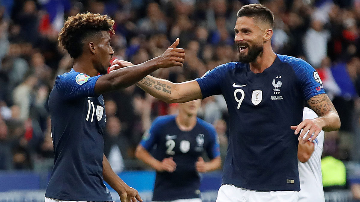 "الملك" كينغسلي كومان يستعيد بريقه مع منتخب فرنسا