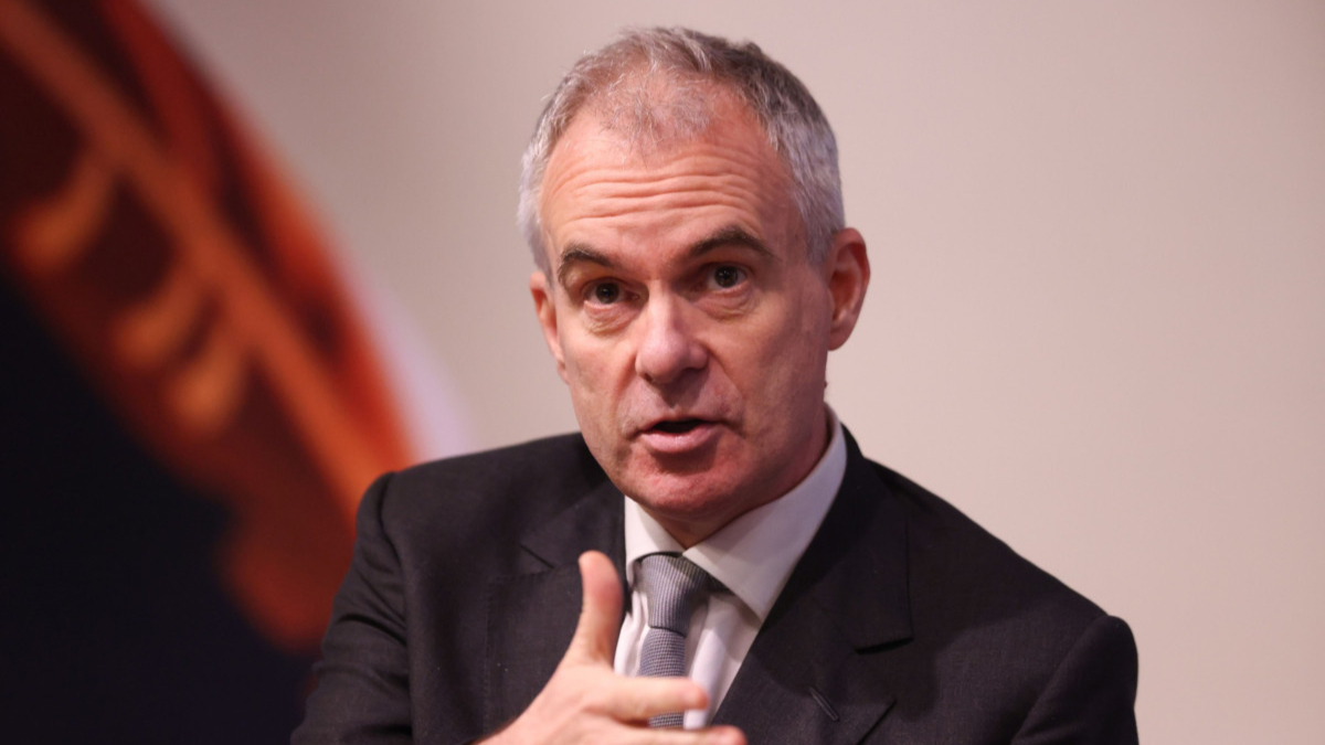 نائب محافظ بنك إنجلترا يحذر من عدم انحسار التضخم