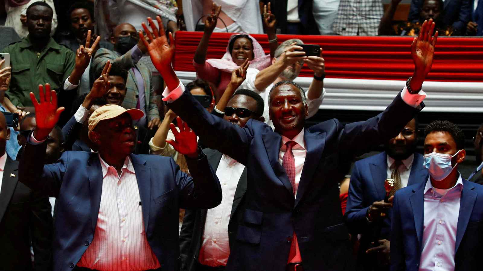 السودان.. تحالف "تأسيس" يتهم مبعوث الأمم المتحدة بالانحياز