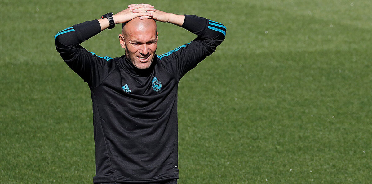 زين الدين زيدان في موقف حرج لهذا السبب