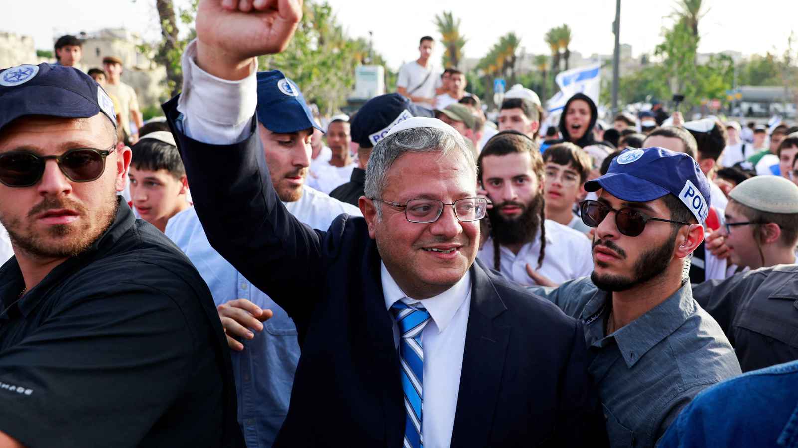 عقد اجتماعات سرية.. بن غفير يخطط لمنع الأذان في القدس