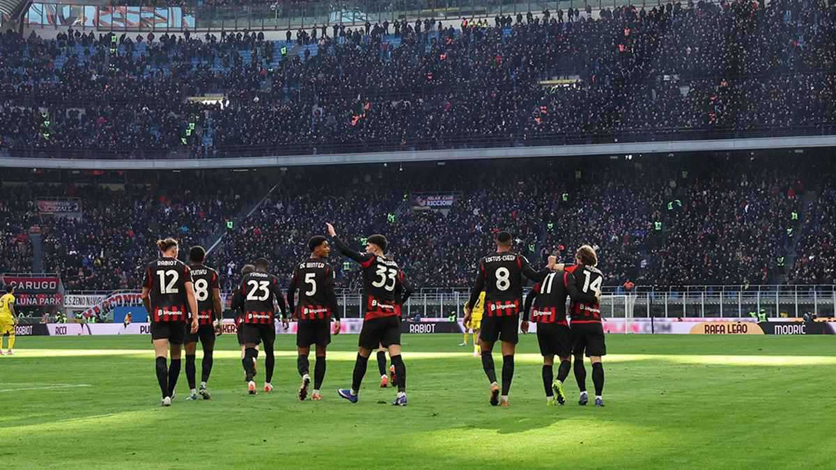 ميلان ينتزع صدارة ترتيب الدوري الإيطالي "مؤقتًا" بالفوز على هيلاس فيرونا 