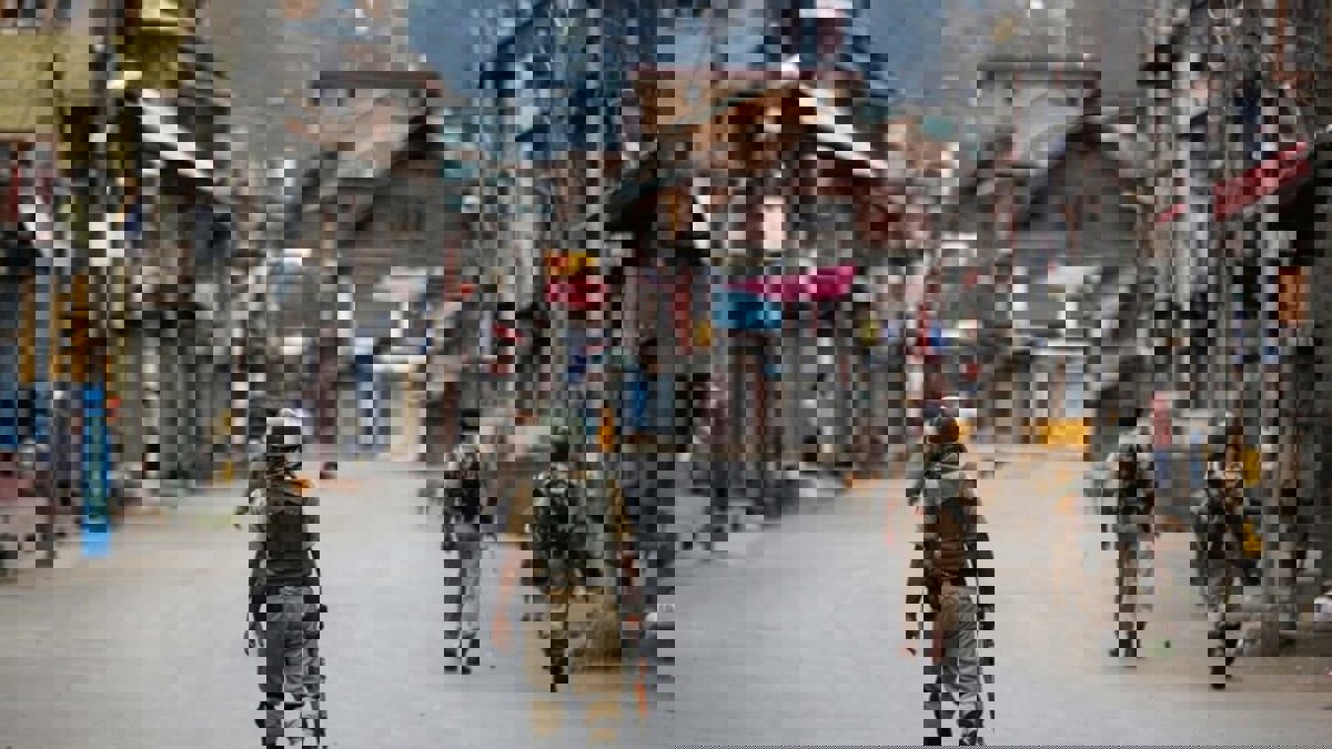 باكستان: مقتل مدني بنيران القوات الهندية على حدود كشمير