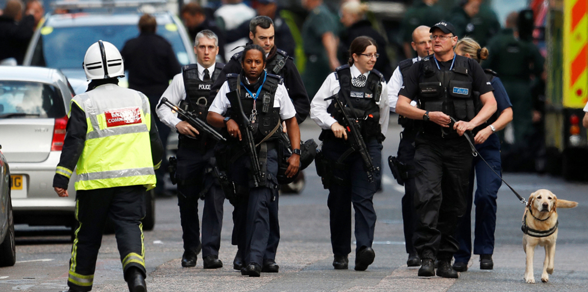 الشرطة البريطانية تعتقل 12 شخصًا في عملية أمنية شرق لندن