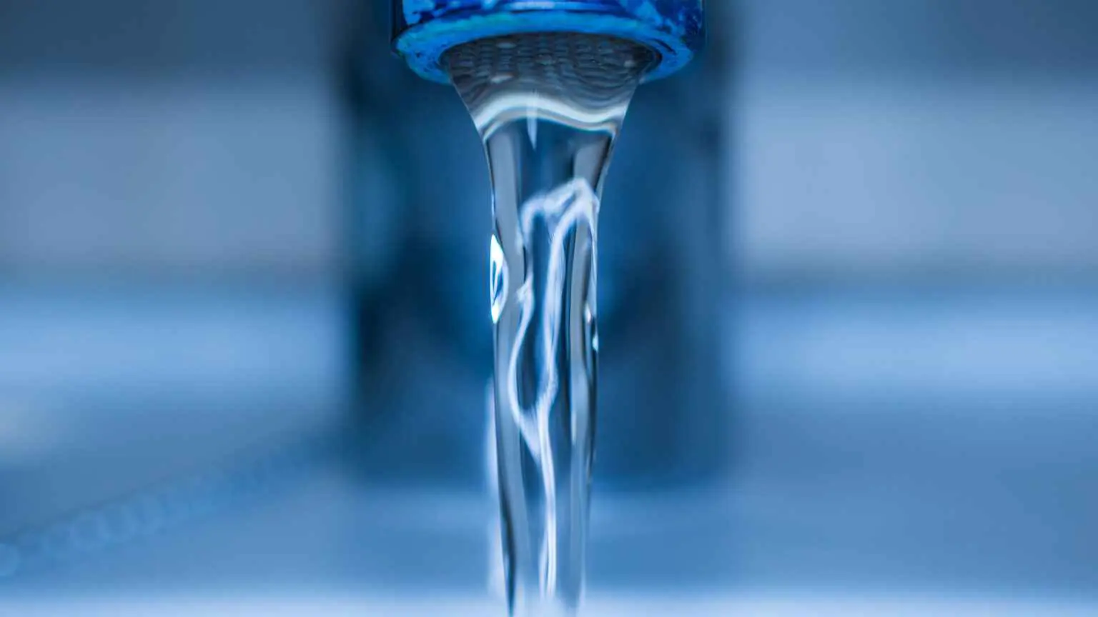 الكيماويات في مياه الشرب ترفع خطر الإصابة بالسرطان