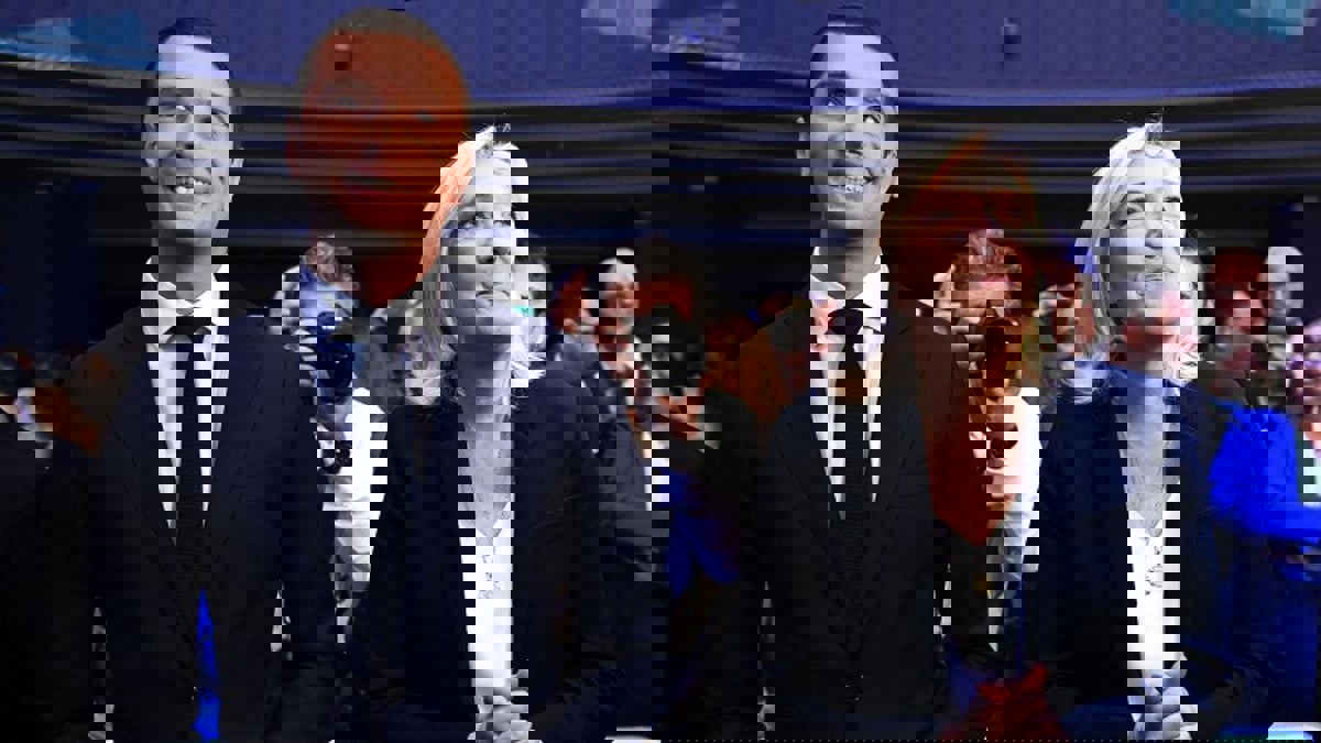 جوردان بارديلا خلفًا لمارين لوبان في رئاسة التجمع الوطني اليميني الفرنسي

