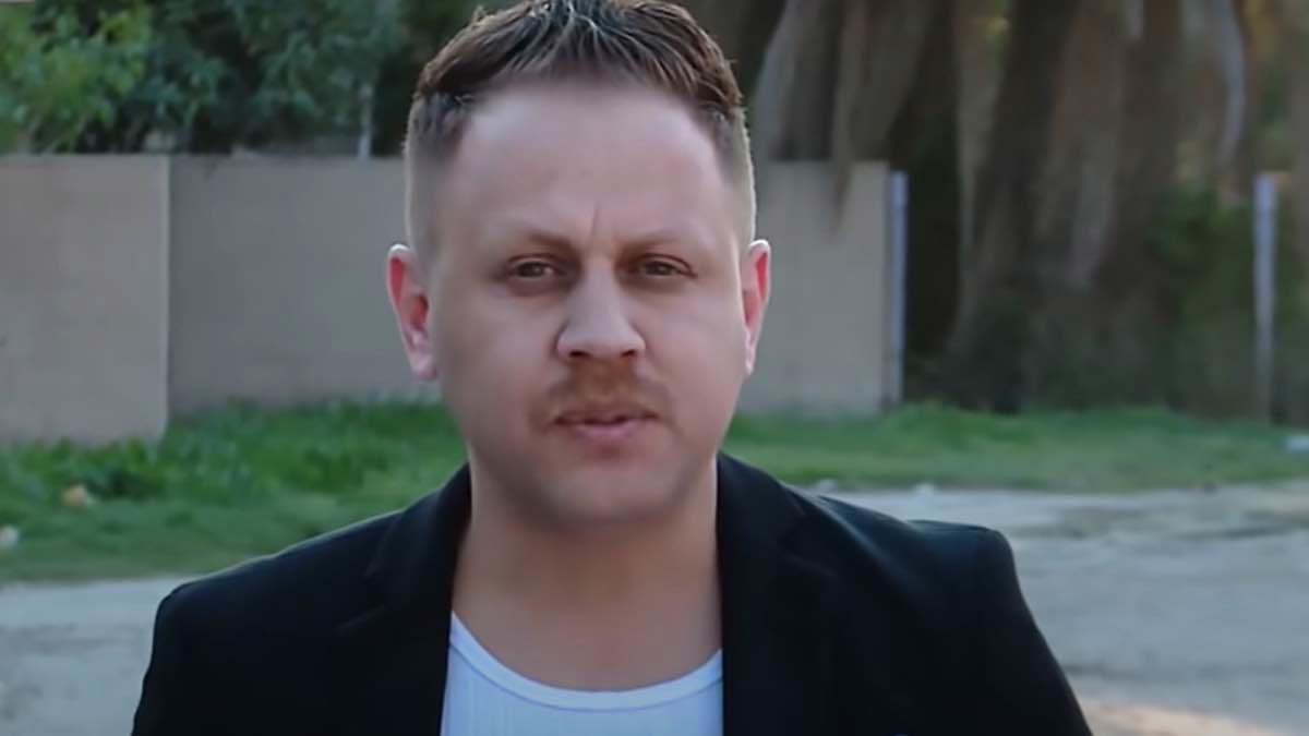 مقدم برامج كوميدي يزعم تعرضه لمحاولة اغتيال في العراق (فيديو)