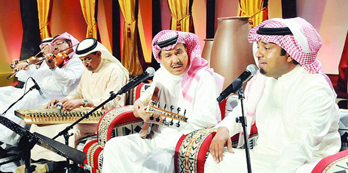 علّم قطر.. أغنية سياسية عن الأزمة الخليجية يؤديها كبار فناني الخليج (فيديو)