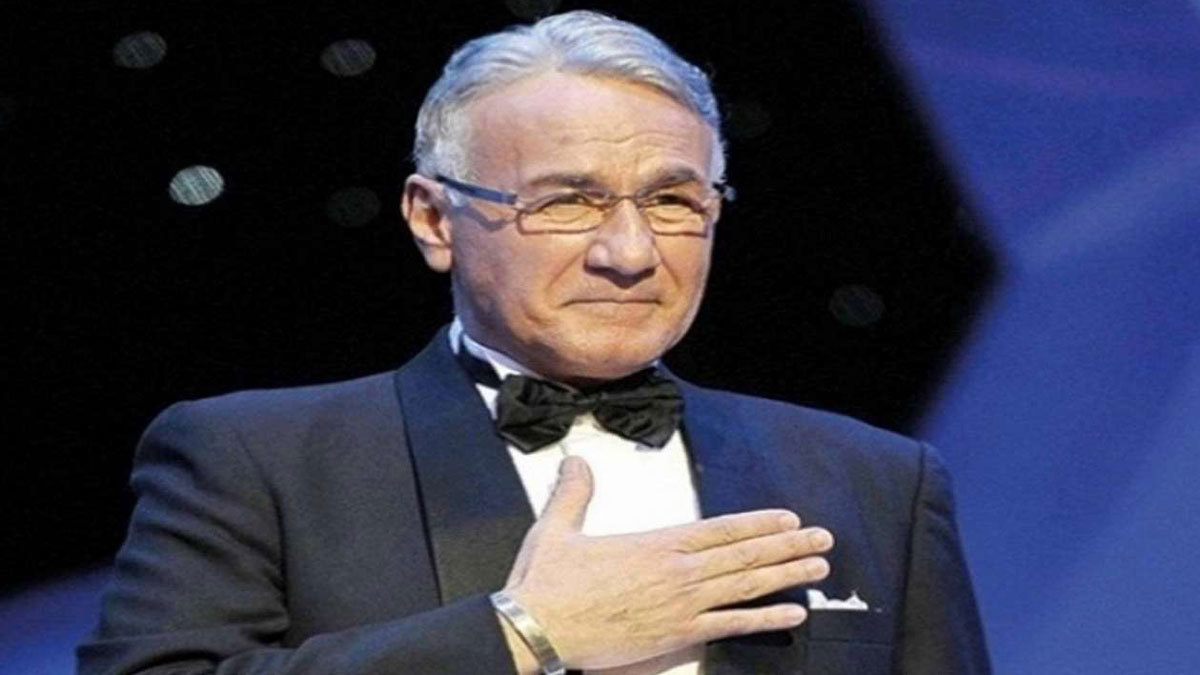 وفاة الفنان المصري عزت أبو عوف