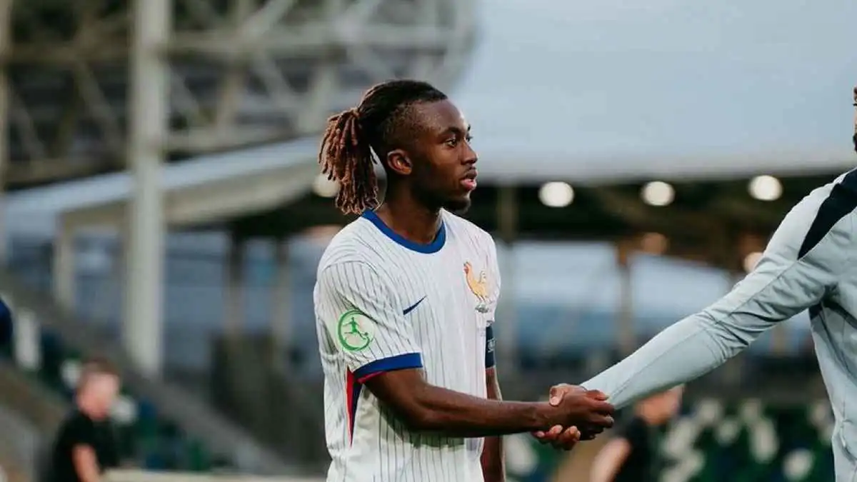 الأهلي السعودي ينقض على صفقة رائعة من الدوري الفرنسي