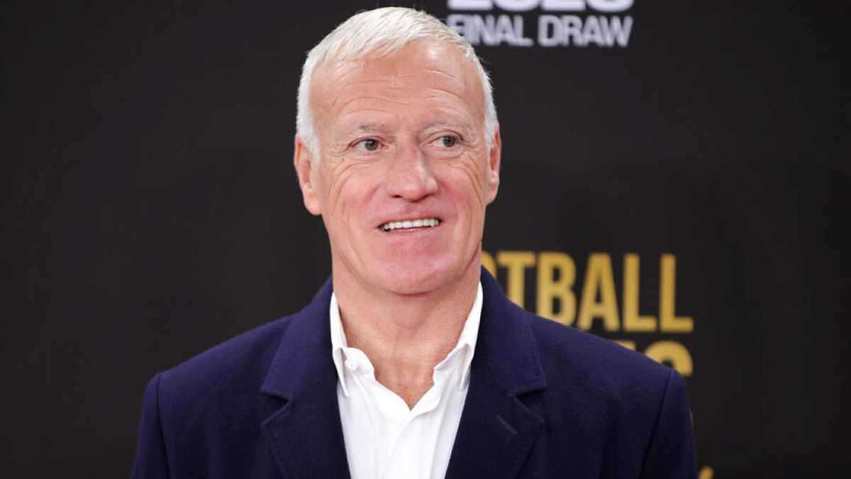 الكشف عن موقف ديدييه ديشامب من عودة كريم بنزيما لمنتخب فرنسا