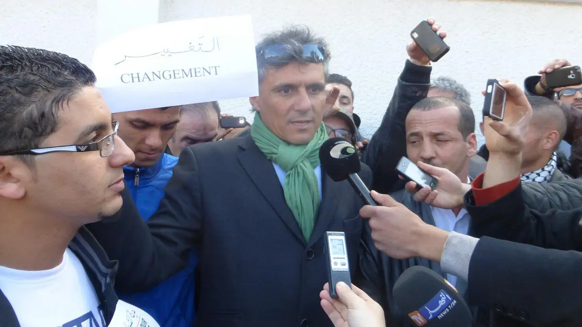 عقب تجمع دعائي.. الأمن الجزائري يعتقل المرشح الرئاسي رشيد نكاز