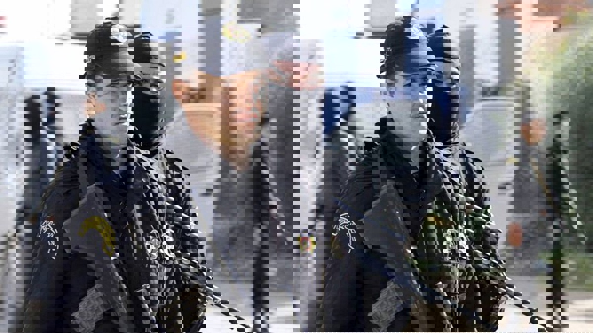 11 شابًا يضربون سارق متجر بالعصي حتى الموت في الجزائر‎