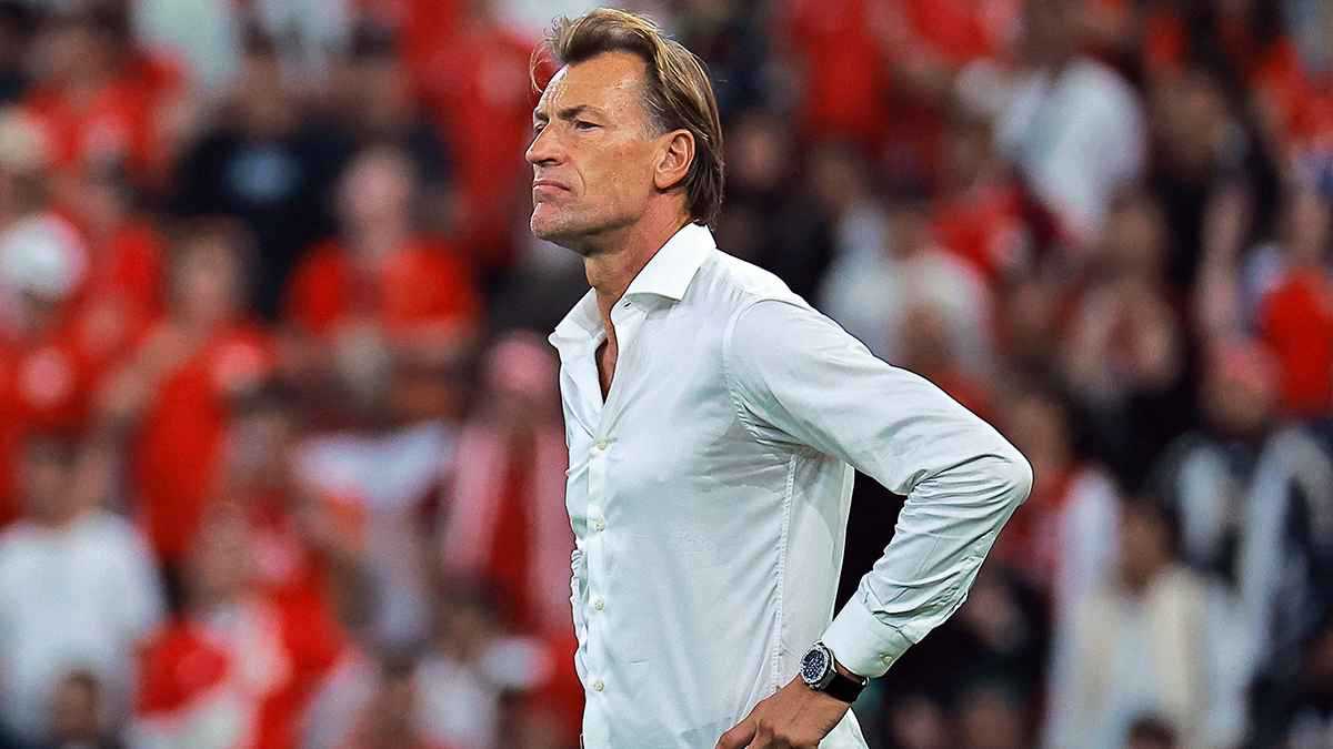 "أكبر خطأ".. سامي الجابر يشن هجوما على اتحاد الكرة السعودي بسبب رينارد (فيديو)