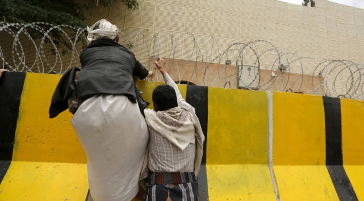 وكالة إيرانية: هذا ما تم العثور عليه في سفارة السعودية بصنعاء