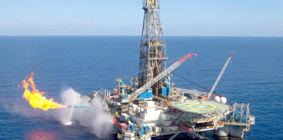 "روسنفت" الروسية تمنح مصر 10 شحنات من الغاز المسال