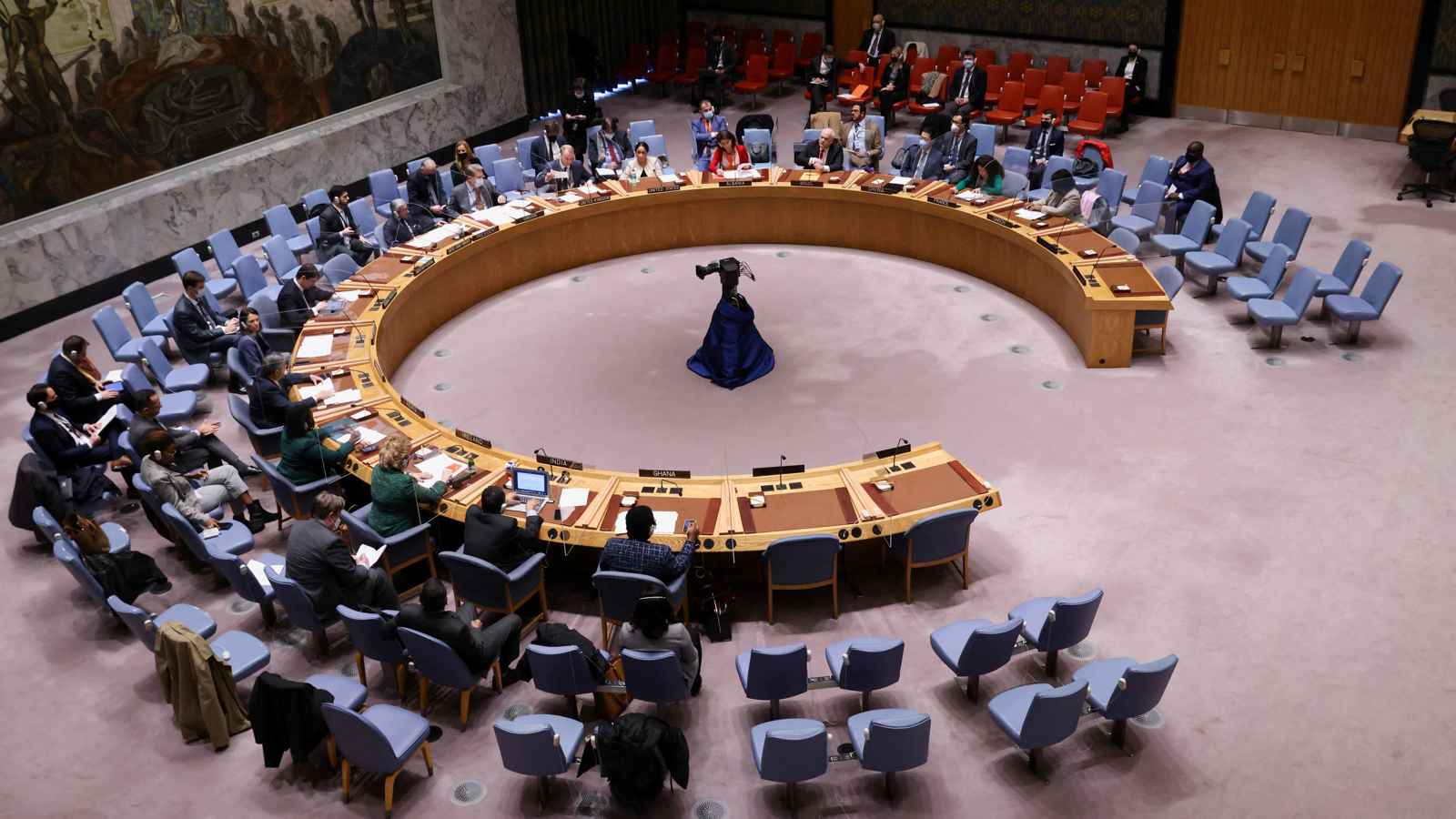 إيران تدعو لجلسة طارئة بمجلس الأمن بعد الضربة الإسرائيلية