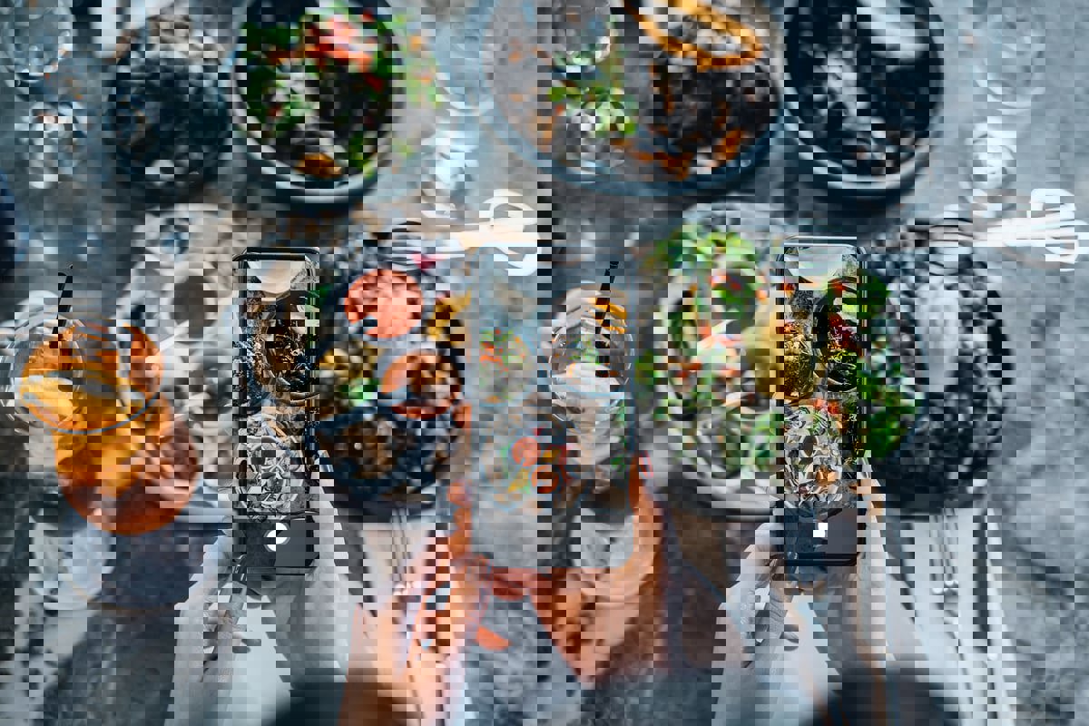 التقاط الصور لطعامك يساعدك على تحسين نظامك الغذائي 