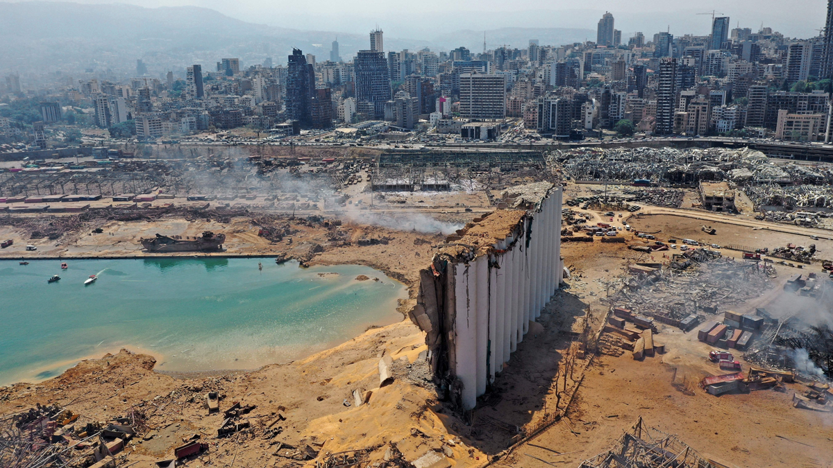 تحقيق يكشف عن صلة رجال أعمال مقربين من الأسد بانفجار مرفأ بيروت