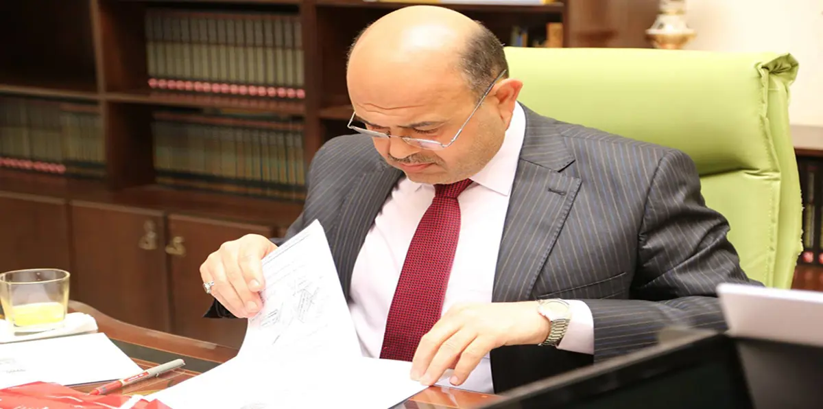 هروب محافظ البصرة العراقية إلى إيران بعد ملاحقته قضائيًا بتهم فساد