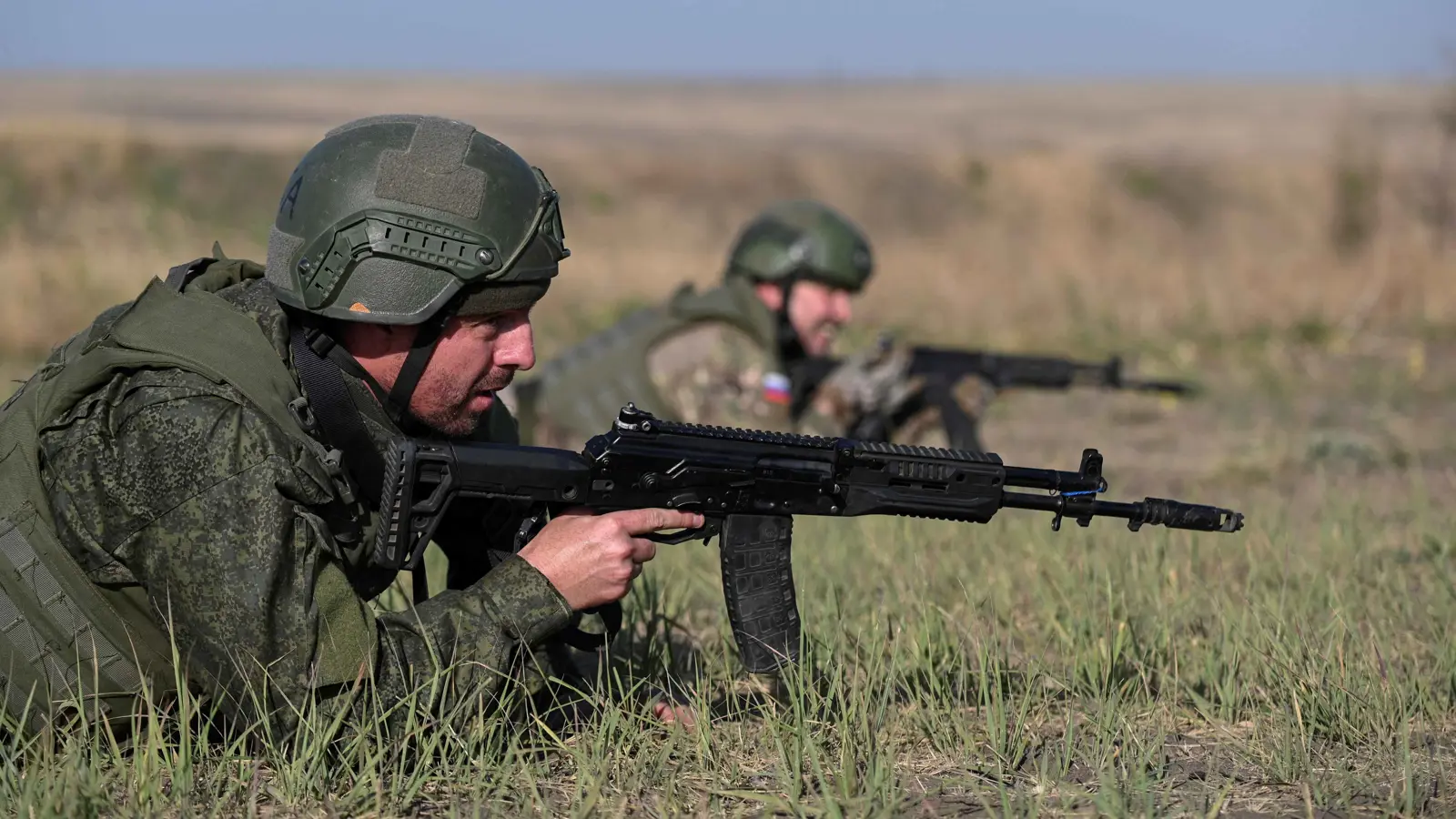 القوات الروسية توسع سيطرتها في دونيتسك